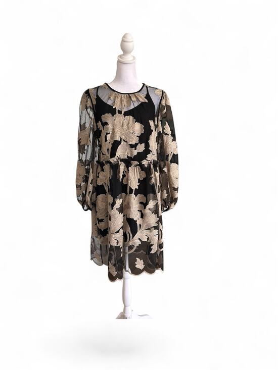 Maeve by Anthropologie Dresses & Skirts - Maeve by Anthropologie dark gothic western BoHo floral Vintage style Dress M